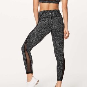 Lululemon Train Times Soundwave black white dot 7/8 leggings tights size 4
